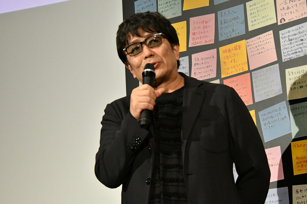 『宝島』初日舞台挨拶